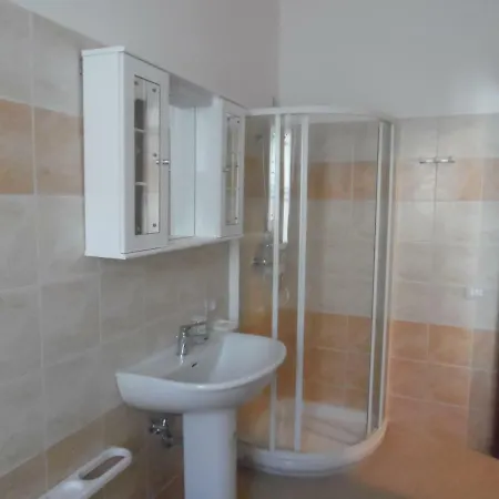 Casa Tronas 2 Lägenhet *